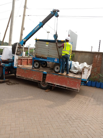 Truck mounted crane for hire in kenya