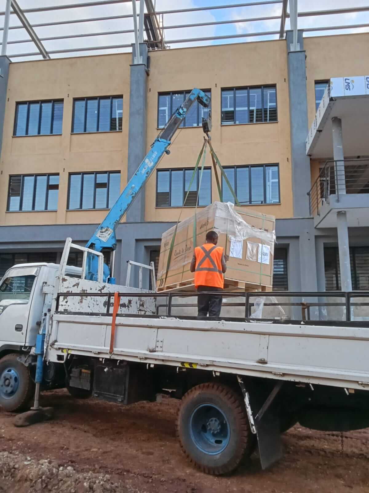 Truck Mounted Crane Hire in Nairobi Kenya